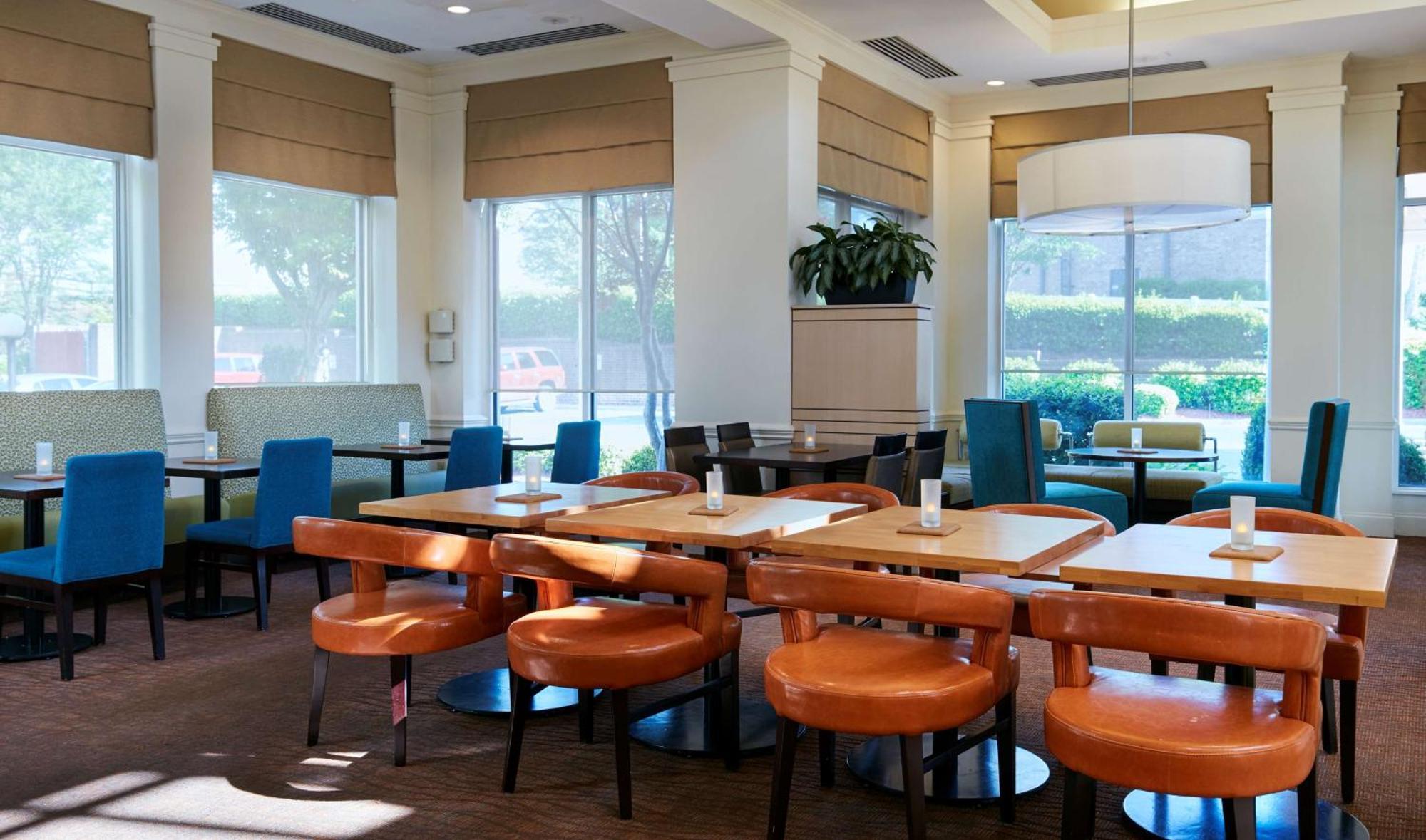 Hilton Garden Inn Charlotte North Exterior photo