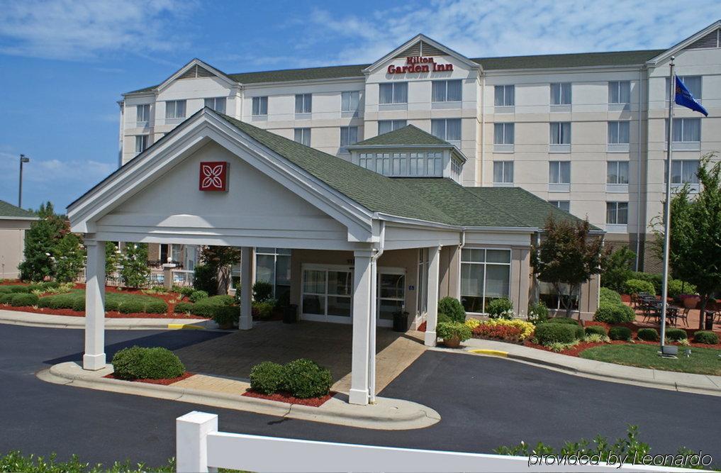 Hilton Garden Inn Charlotte North Exterior photo