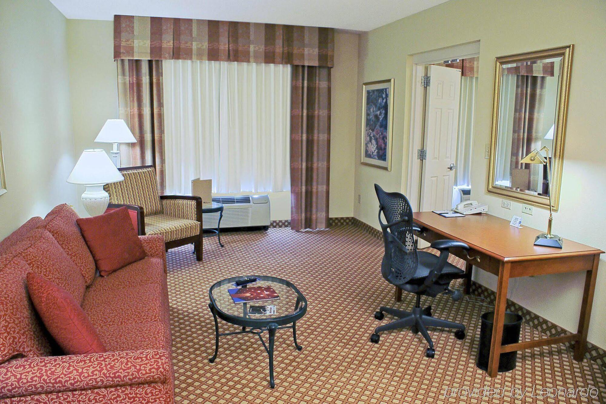 Hilton Garden Inn Charlotte North Exterior photo